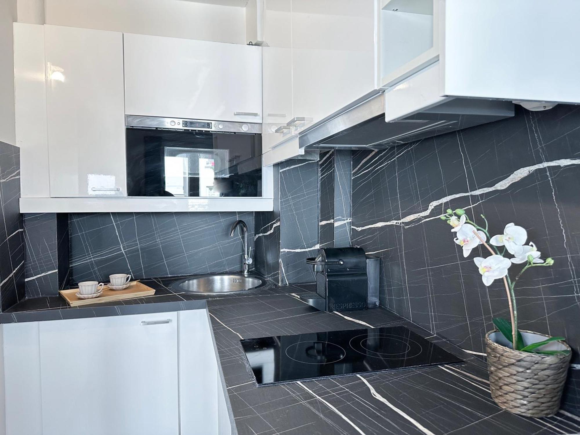 Chic Flat In Pantheon & Luxembourg Garden Lägenhet Paris Exteriör bild