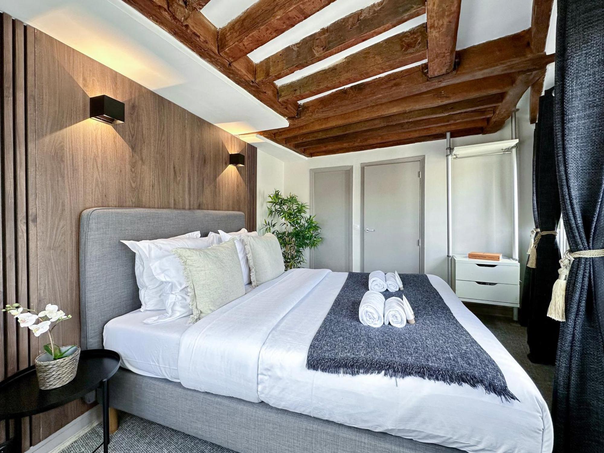 Chic Flat In Pantheon & Luxembourg Garden Lägenhet Paris Exteriör bild